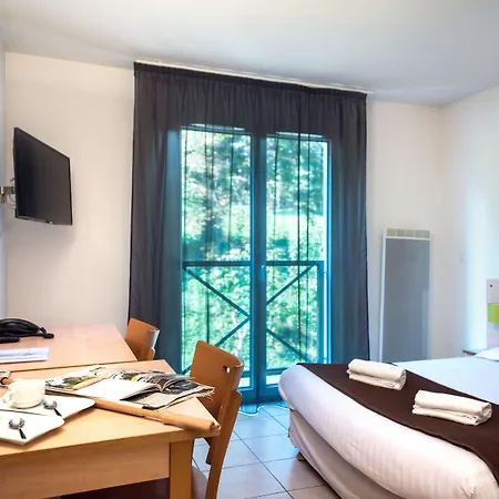 Aparthotel Comfort L'oree Du Parc Divonne-les-Bains