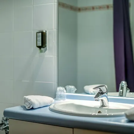 Aparthotel Comfort L'oree Du Parc Divonne-les-Bains