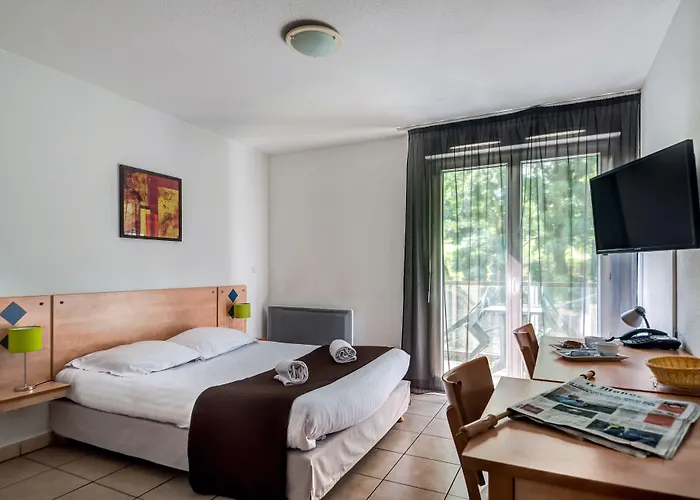 Hotel Comfort L'oree Du Parc 3*