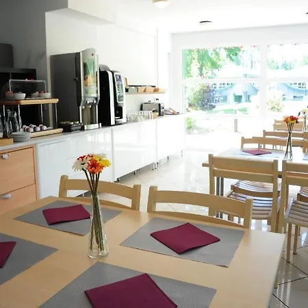 Hotel Zenitude Hôtel-résidences L'orée Du Parc 3*