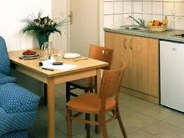 Comfort L'oree Du Parc Hotel apartamentowy 3*