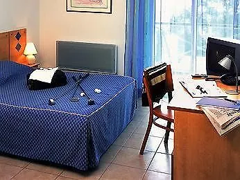 Zenitude Hôtel-résidences L'orée Du Parc Divonne-les-Bains