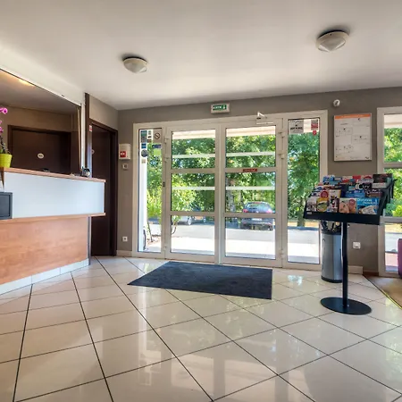 Lägenhetshotell Comfort L'oree Du Parc 3*