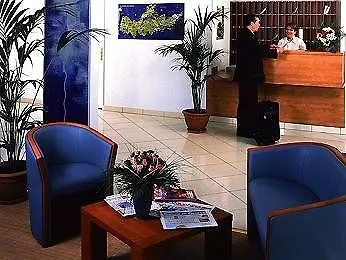Zenitude Hôtel-résidences L'orée Du Parc Hotel